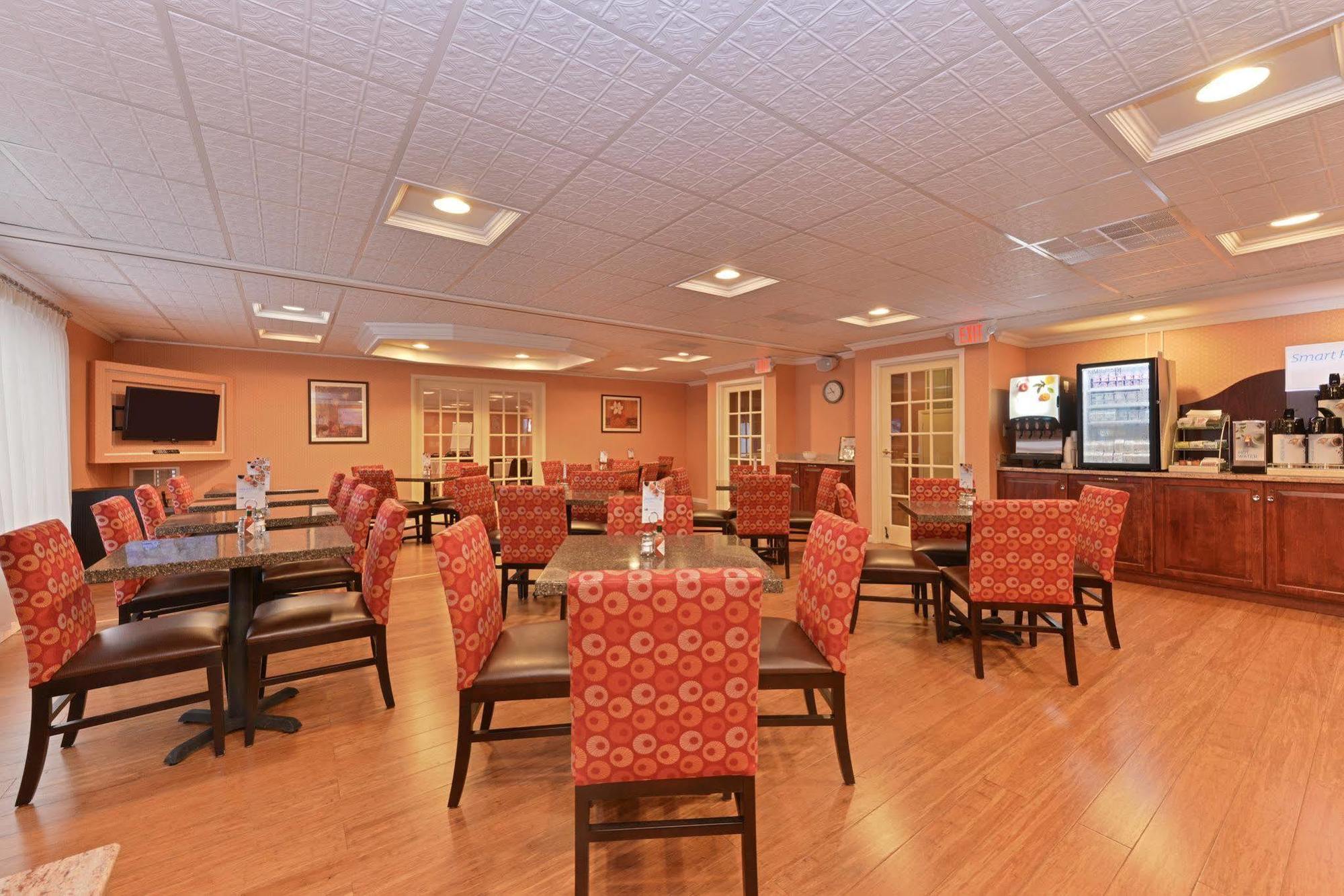 Holiday Inn Express Harrisburg Sw - Mechanicsburg By Ihg Ngoại thất bức ảnh